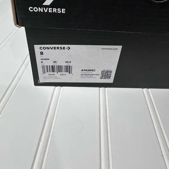 Converse Lift Platform Petite Petals High top shoes light dune women’s 8