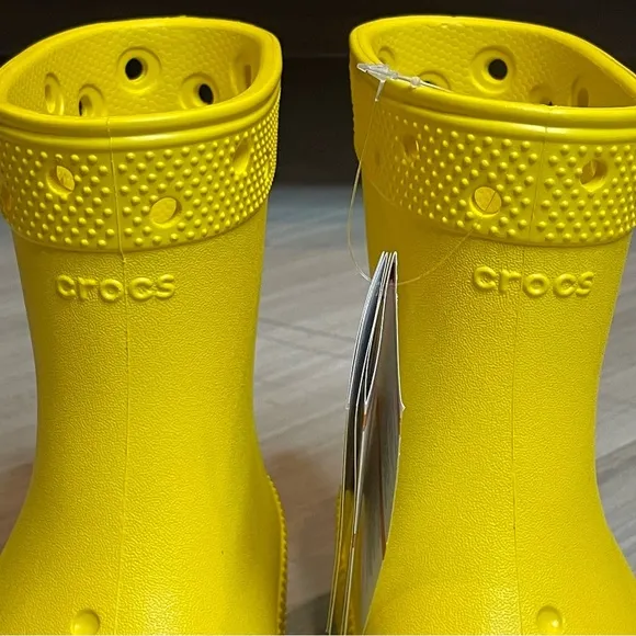 Crocs Classic Rain Boot Showers Spring Sunflower Yellow Kids Unisex Girls 1 NWT