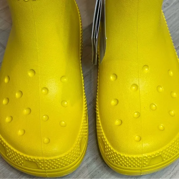 Crocs Classic Rain Boot Showers Spring Sunflower Yellow Kids Unisex Girls 1 NWT