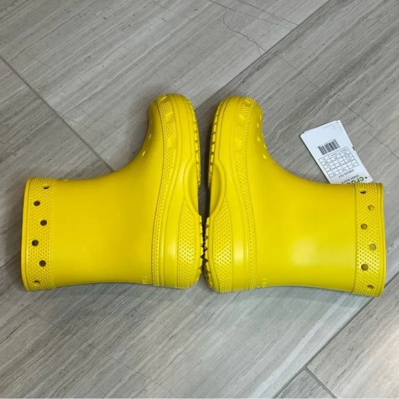 Crocs Classic Rain Boot Showers Spring Sunflower Yellow Kids Unisex Girls 1 NWT