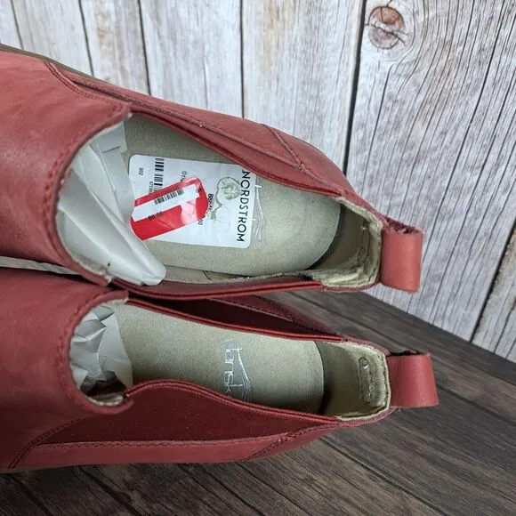 Dansko Louisa Red Burnished Calf Low Top Slip On Boot Women's Sz 8.5-9 EU39