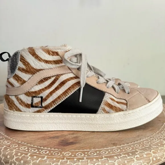 D.A.T.E. Women’s Hawk Animalier Zebra Luxury Fashion High Top Sneakers Sz 7‎