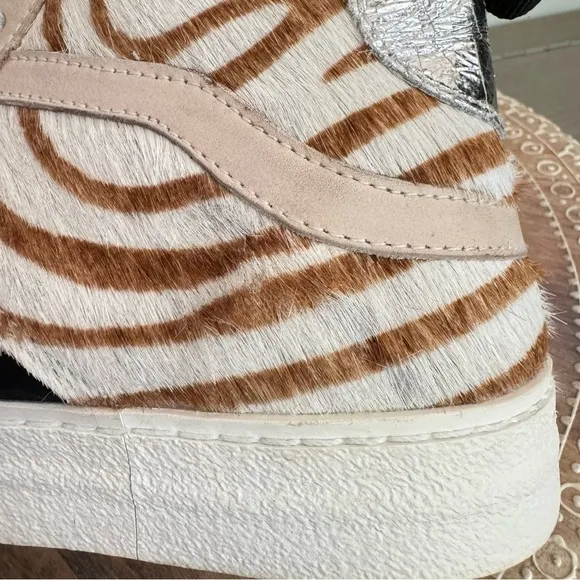 D.A.T.E. Women’s Hawk Animalier Zebra Luxury Fashion High Top Sneakers Sz 7‎