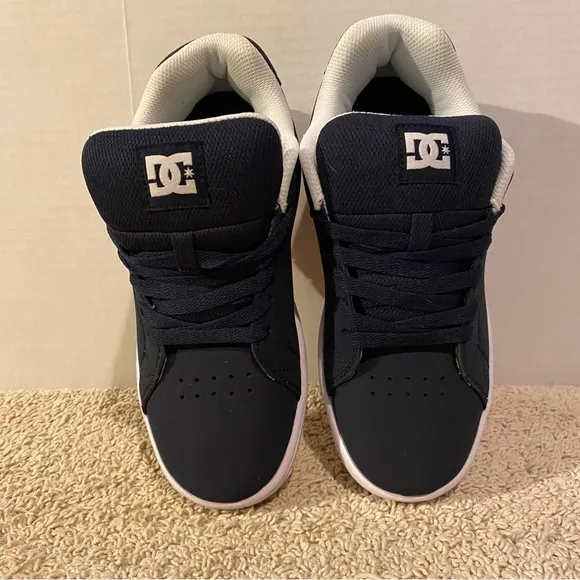 DC Gaveler men’s skate shoes Navy &amp; white