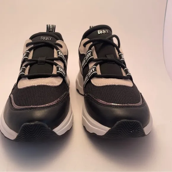 DKNY Justine Slip On Sneaker Black/Pebble Fashion Comfort Shoe Women's Size 7