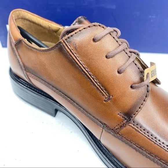 DOCKERS Perspective Tan Leather Lace Up Shoes