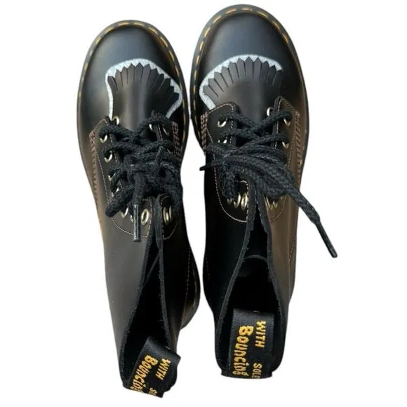 Dr. Martens 1460 Pascal AbruzzoBoots. BNWT black classic boots. Size 7.