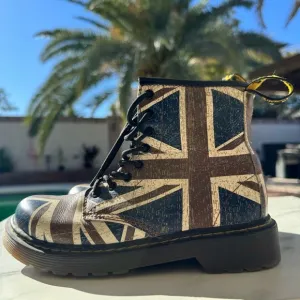 Dr Martens Kids Delaney Classic Union Jack Softy T Boot Size 1