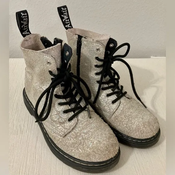 Dr.Martens Suede lace-up boots 1460 silver glitter SZ - 2 US. 33 - EU