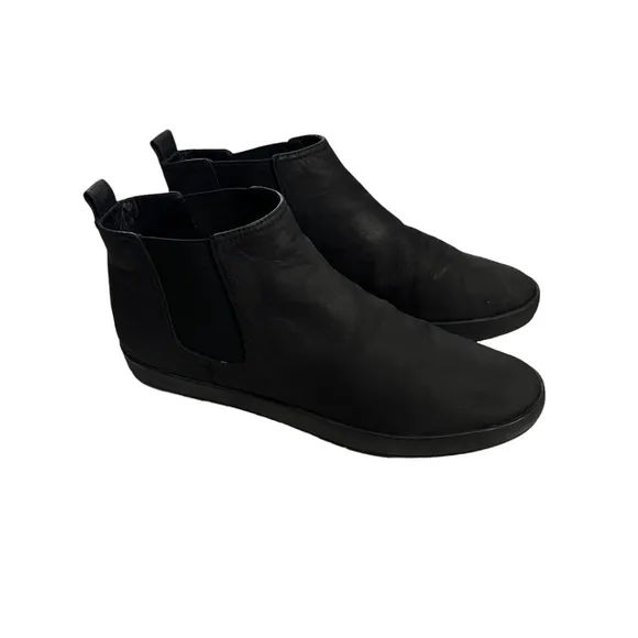 Eileen Fisher black nubuck sporty slip on ankle booties size 8.5