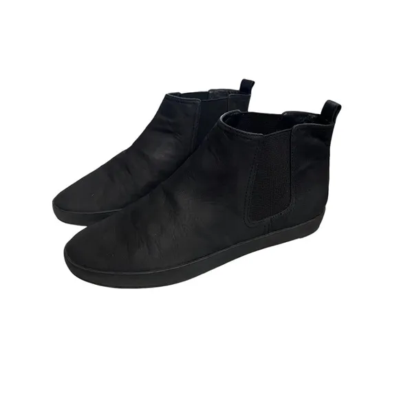Eileen Fisher black nubuck sporty slip on ankle booties size 8.5