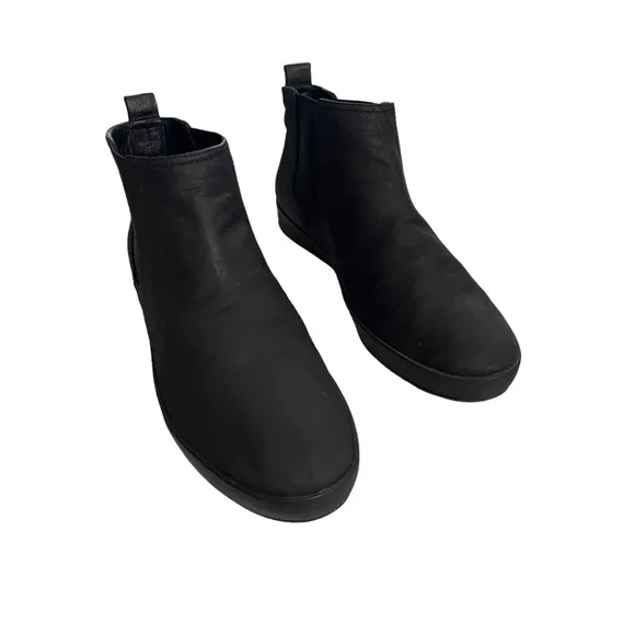Eileen Fisher black nubuck sporty slip on ankle booties size 8.5
