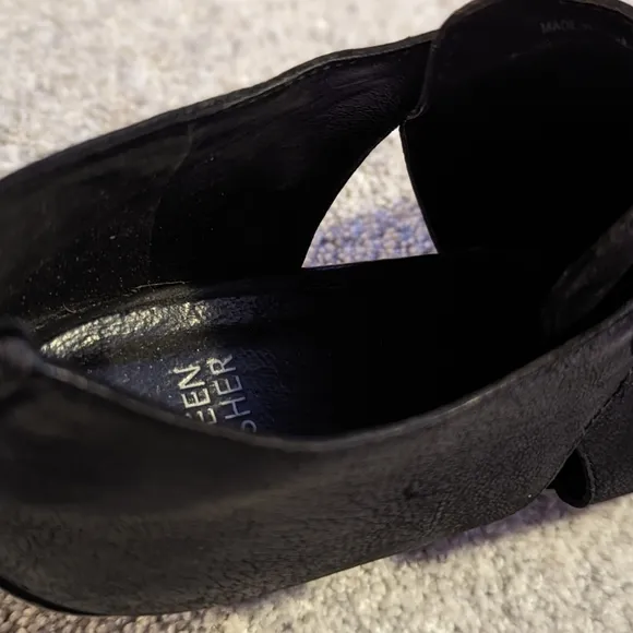 EILEEN FISHER - Black Suede Ankle Boots