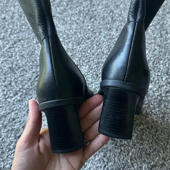 Etienne Aigner leather ankle boots