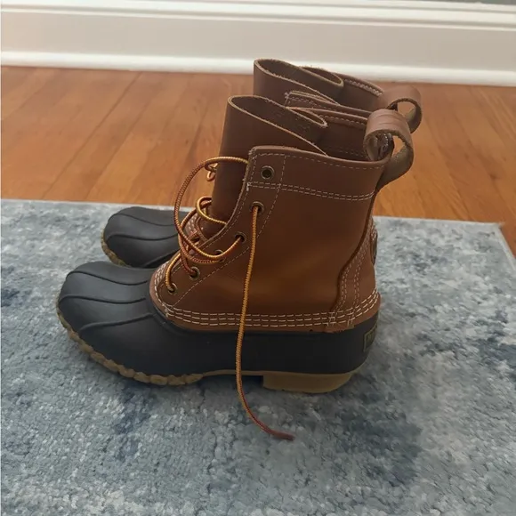 EUC! LL Bean Classic Women's Bean Boots, 8&quot;, SZ 8.