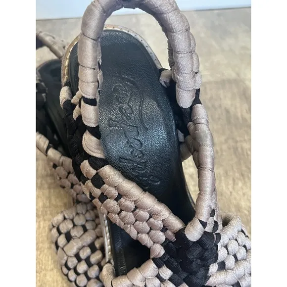 Free People  Woven Heeled Sandals Block Heel Strappy Sandal Shoes Size 7
