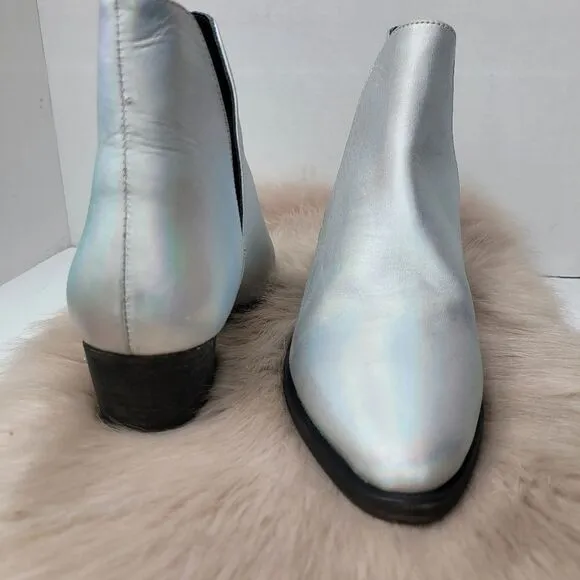 Free People Charm Iridescent Double V Bootie Size 8