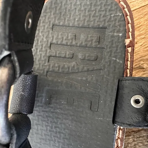 FRYE Quinn Woven Harness Vegan Sheep Leather Sandals