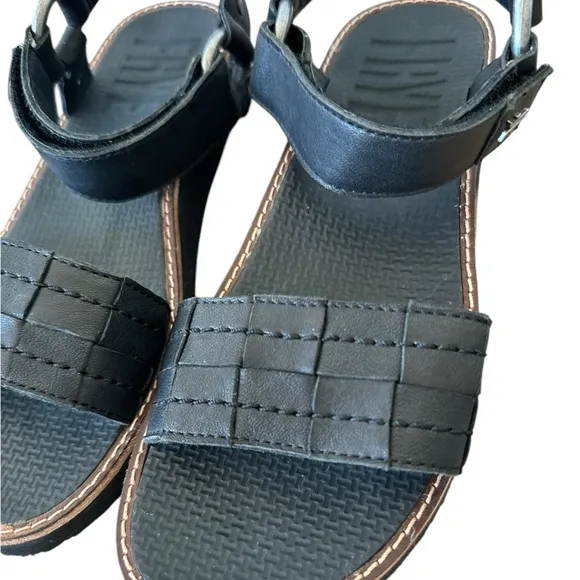 FRYE Quinn Woven Harness Vegan Sheep Leather Sandals