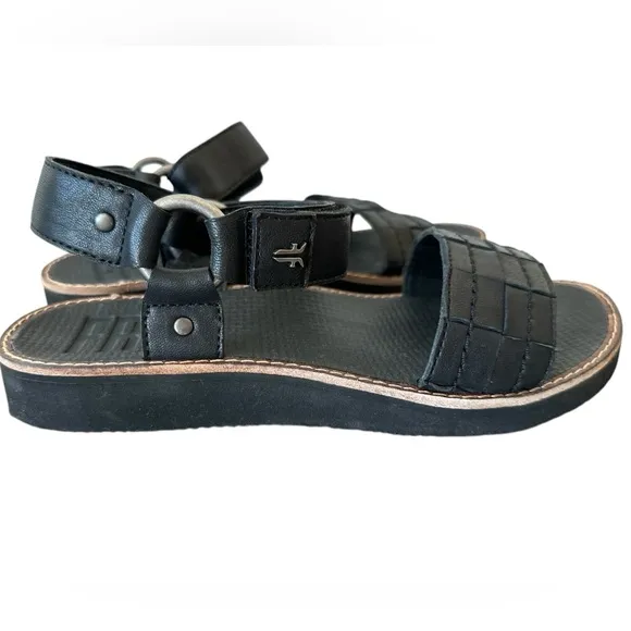 FRYE Quinn Woven Harness Vegan Sheep Leather Sandals