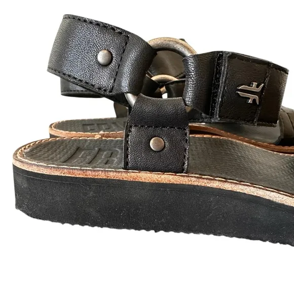 FRYE Quinn Woven Harness Vegan Sheep Leather Sandals