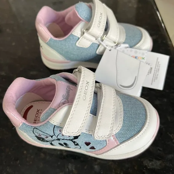Geox Disney Rishan sneakers size 7 toddler