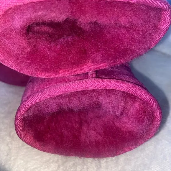 Girls UGG Boots Classic Fuscia Pink Size 9