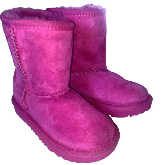 Girls UGG Boots Classic Fuscia Pink Size 9