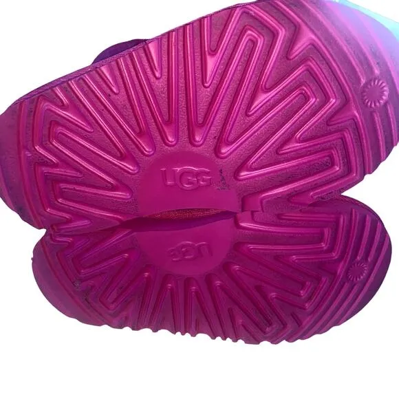 Girls UGG Boots Classic Fuscia Pink Size 9