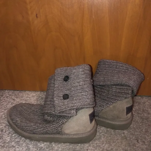 Girls UGG Classic Cardy II Knit Boot