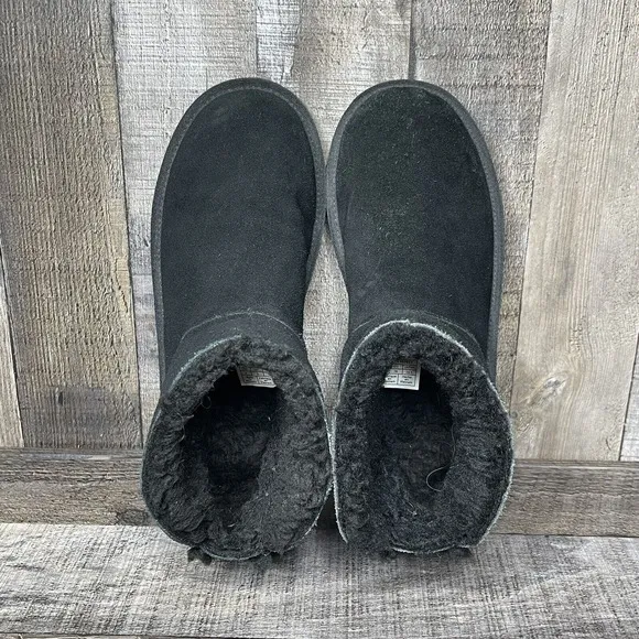 Girls Ugg Koolaburra Black Sheepskin Suede Glitter Stars Mini Boots Size 4 Y GUC