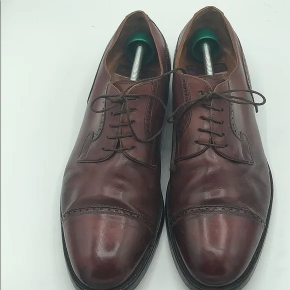 G.M. ENDLESS CAP TOE LEATHER SHOES 9
