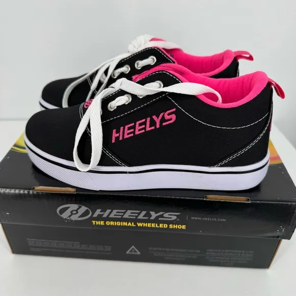Heelys Pro 20 Skate Shoe Size 4 Youth/5 Women’s Black Pink Removable Wheels