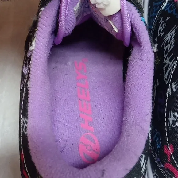 Heelys youth skate shoes size 12