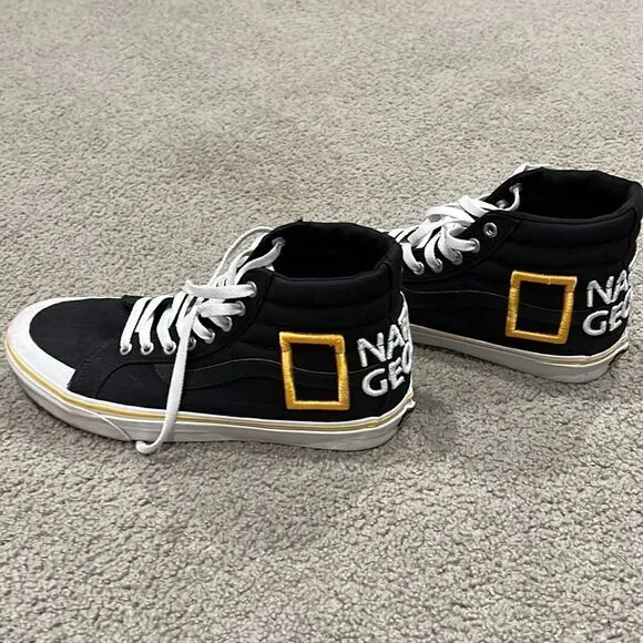 Host Pick👍👍👍Vans limited edition skate shoes size 10 men’s