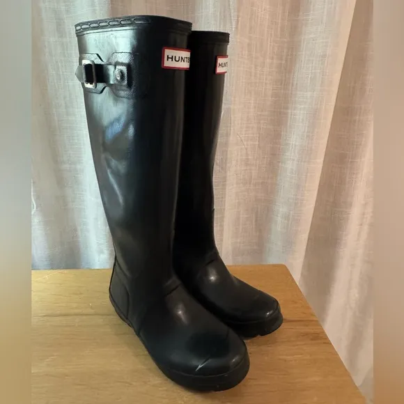 Hunter Boots Black Classic Kids Boots size 4 kids  or Women's boots 5