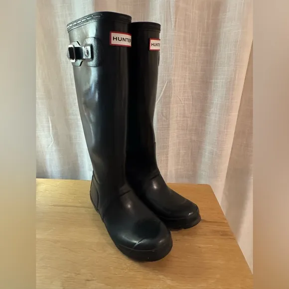 Hunter Boots Black Classic Kids Boots size 4 kids  or Women's boots 5