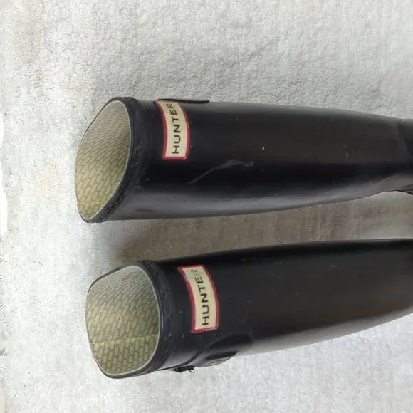 Hunter Classic Rainboot Womens 7 Black Boots 16&quot; high
