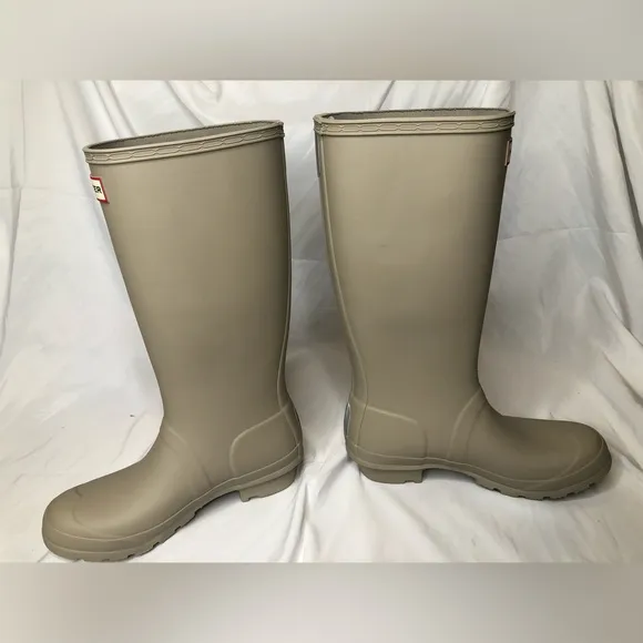Hunter Kids Classic Rain Boots— Skimming Stone—Size 5B,6G