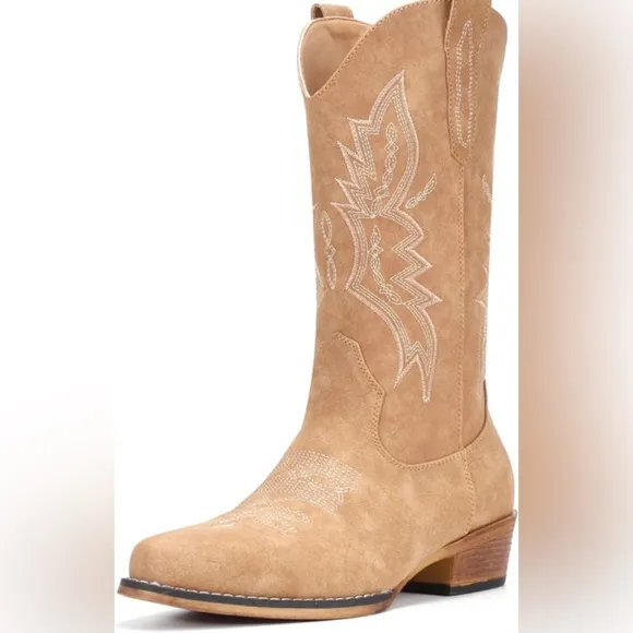 IUV Cowboy Boots For Women Knee High Boots Pointy Toe Western Boots.  Size 5.5.