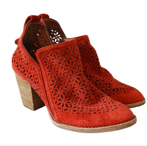 Jeffrey Campbell Red Suede Cutout Ankle Boots Western Booties sz 6.5