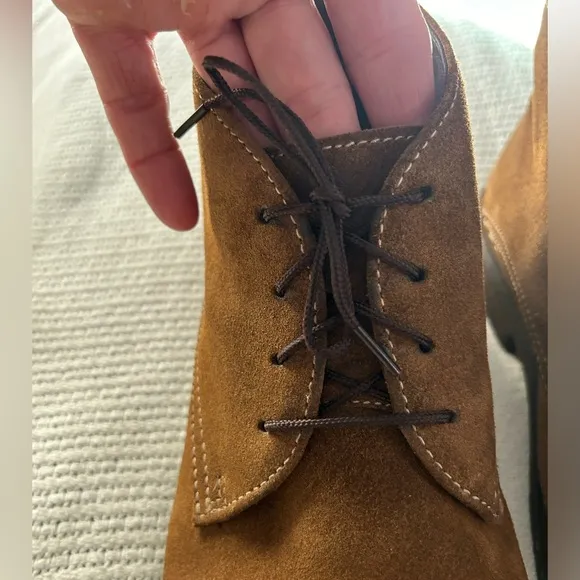 Johnston &amp; Murphy Suede Chukka Boots Men’s 10; 39