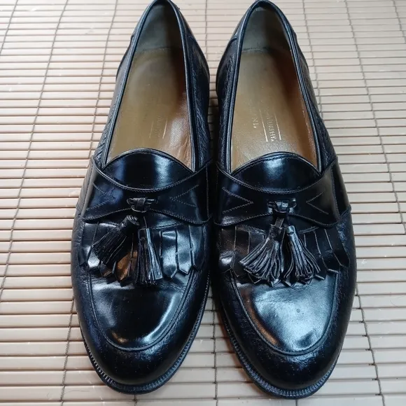 Johnston Murphy Domani Black Leather kiltie tassel Loafer made in Italy …