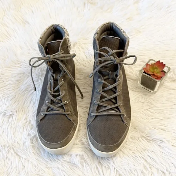 Joie Devon Snake print lace up high top sneakers platform shoes women size 38 8