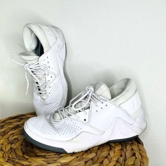 jordan flight fresh white leather basketball shoes Nike