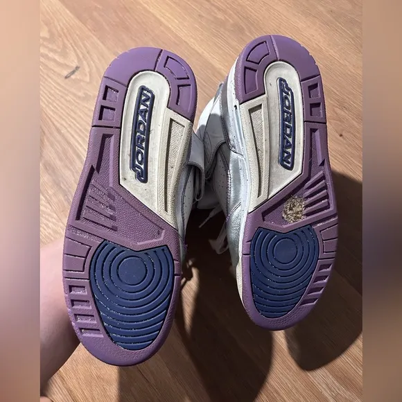 Jordan Flight Girls Sneakers Lace Up White Purple Size 7Y