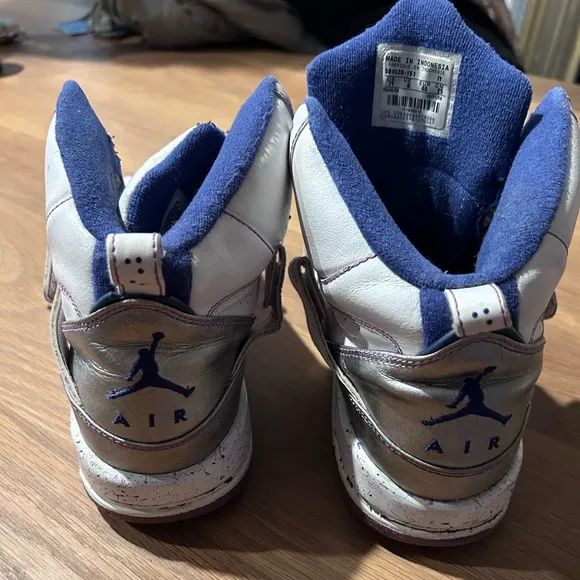 Jordan Flight Girls Sneakers Lace Up White Purple Size 7Y