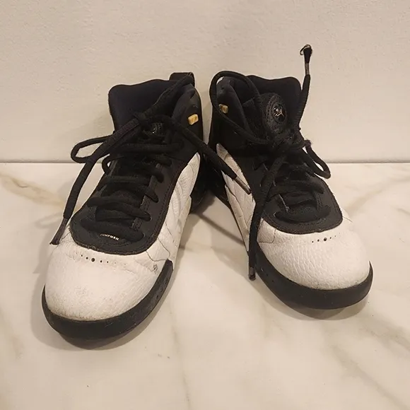 JORDANS,BOYS, SIZE 1, jumpan black and white hi-tops sneakers.