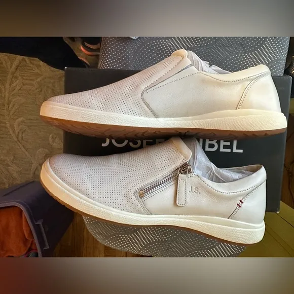Josef Seibel Men’s White Slip On EU 40 US 7