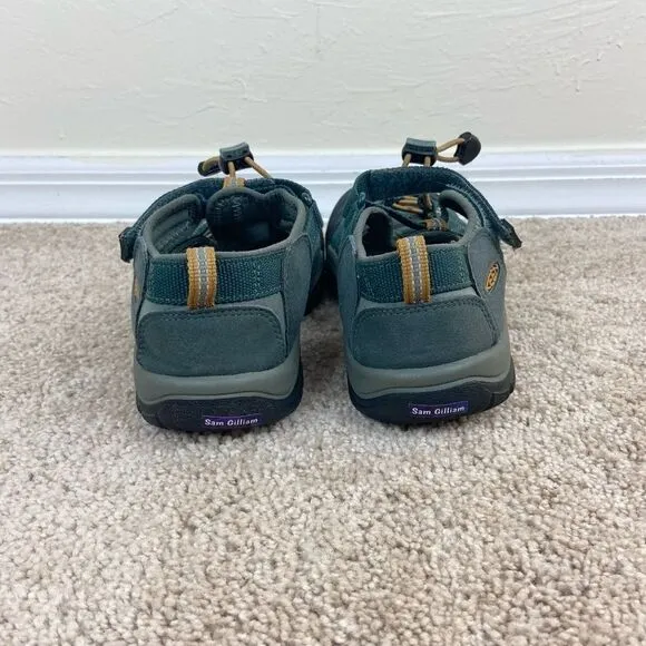 Keen Big Kid’s Newport H2 Slip-On Hiking Water Shoes - Dark Green